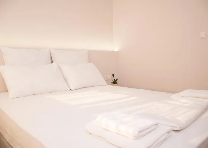 Avgerou Studios&apartments * Psakoudia