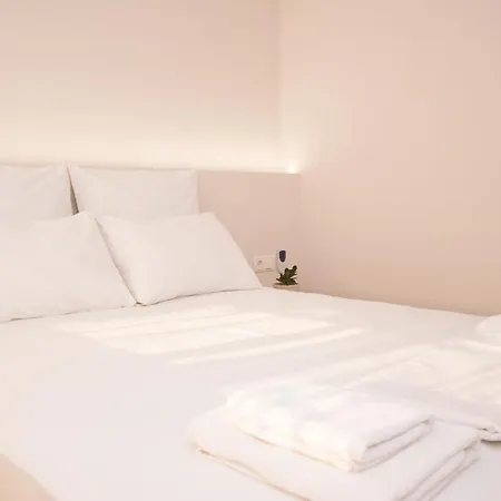 Avgerou Studios&apartments * Psakoudia