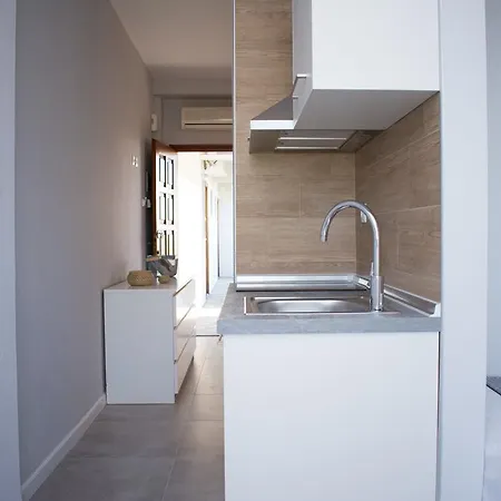 Avgerou Studios&apartments