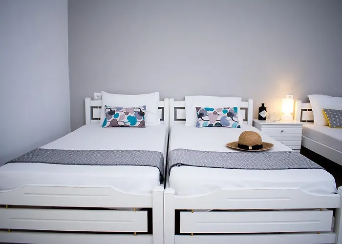 Avgerou And بساكوذيا